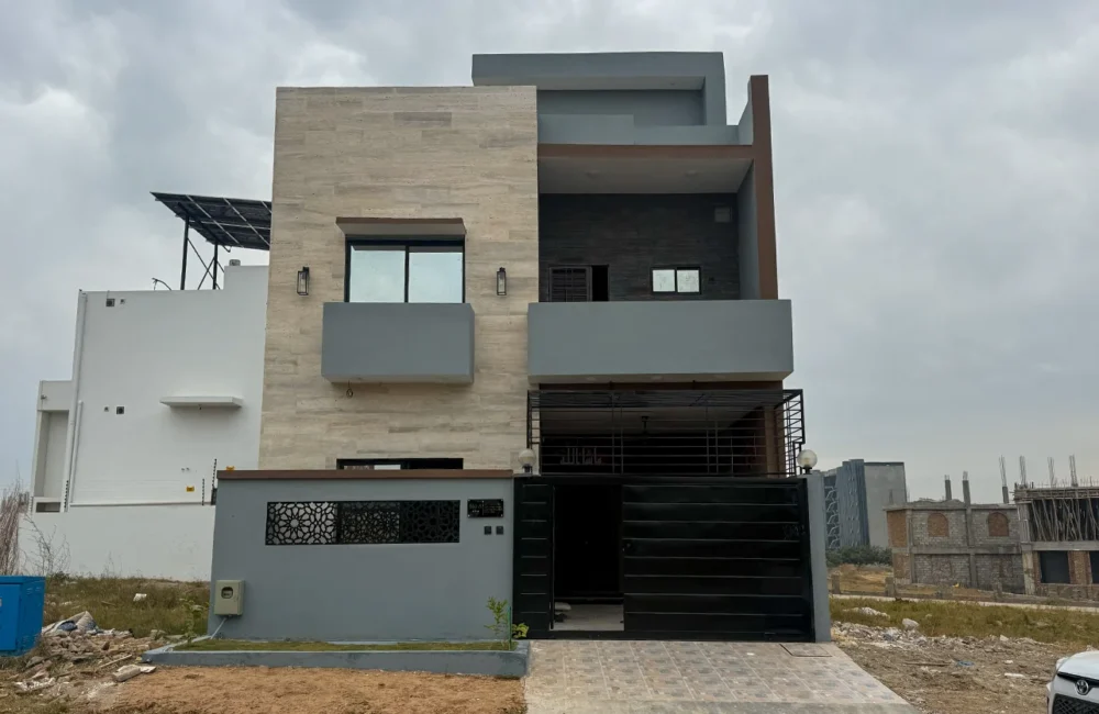 Mr Saqlain Residence